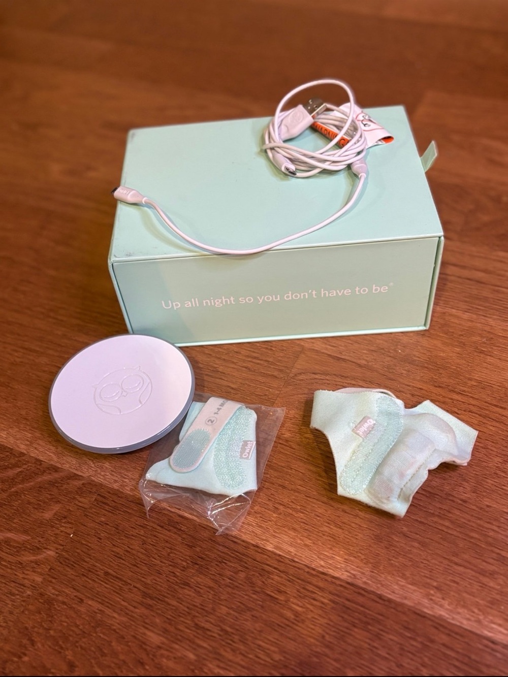 Owlet Smart Sock 2 Baby Monitor with Sensor, Base & Original Box